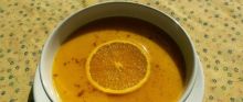 Gyömbéres, narancsos sárgarépa-krémleves